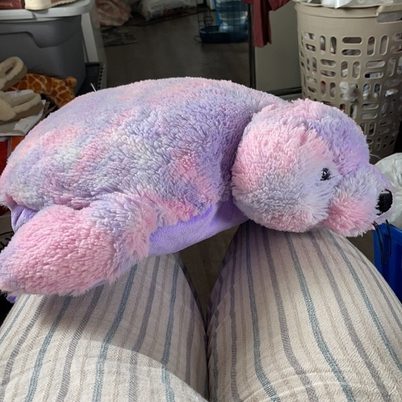 Light up Pillowpet purple sea lion - Picture 6 of 10